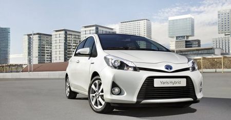 Produkcyjna Toyota Yaris HSD oficjalnie