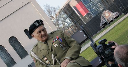 Internauci chcą spełnić marzenie powstańca. Wystartowała zbiórka