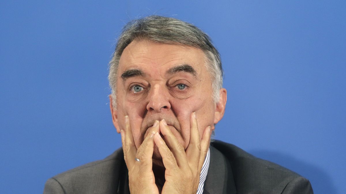 - Uświadamianie i informowanie ludności o tym, jak zachować się w przypadku zagrożenia, jest obecnie ważniejsze niż koncepcja schronienia - mówi polityk Herbert Reuhl