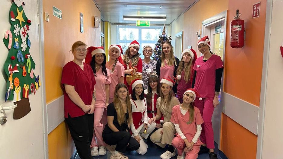 Świąteczny najazd na szpital (Mat. prasowy)