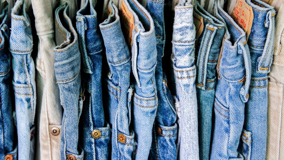 Jeans wraca do łask w świecie mody