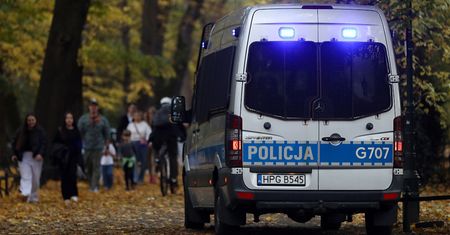 6-latkowie wyszli z placu zabaw i postawili służby na nogi. "Dla żartu"