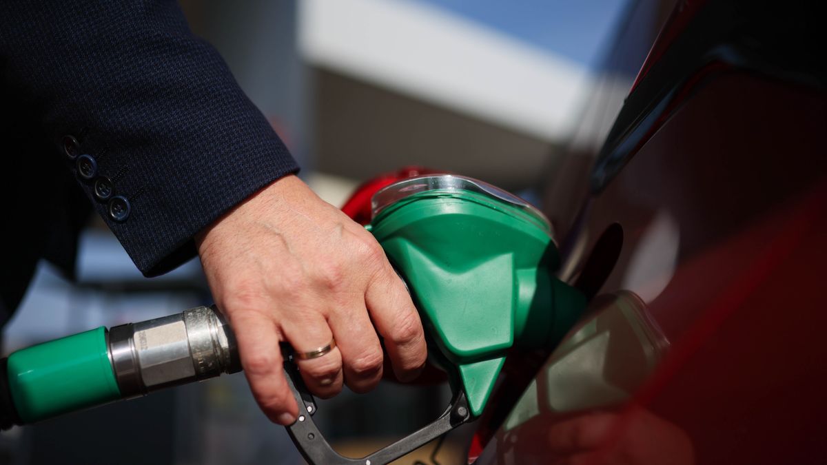 Diesel znów powyżej 7 zł. Stacje kuszą rabatami