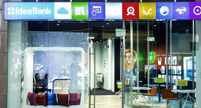 Idea Bank pożegnał się z 40 proc. pracowników. Mniej depozytów i kredytów, więcej użytkowników e-bankowości