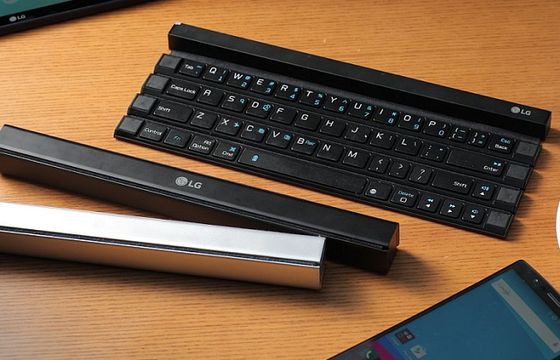 Rolly Keyboard - składana klawiatura mobilne firmy LG debiutuje w Polsce (wideo)
