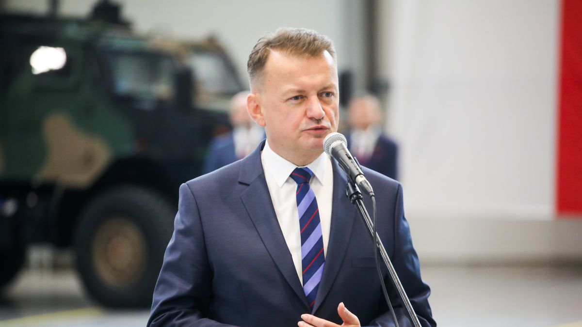 Minister Mariusz Błaszczak, zdjęcie wykonane w Kobyłce