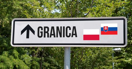 Słowacy zmieniają zasady na granicach. Grożą kwarantanną i karami