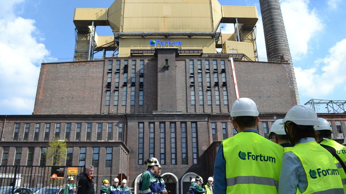 Turystyka industrialna - Elektrociep?ownia Zabrze
30.04.16 ZABRZE ELEKTROCIEPLOWNIA ZABRZE FORTUM ELEKTROWNIA ZWIEDZANIE PANORAMA ZABRZE FOT. BARTOSZ PUDELKO / POLSKA PRESS GRUPA / DZIENNIK ZACHODNI