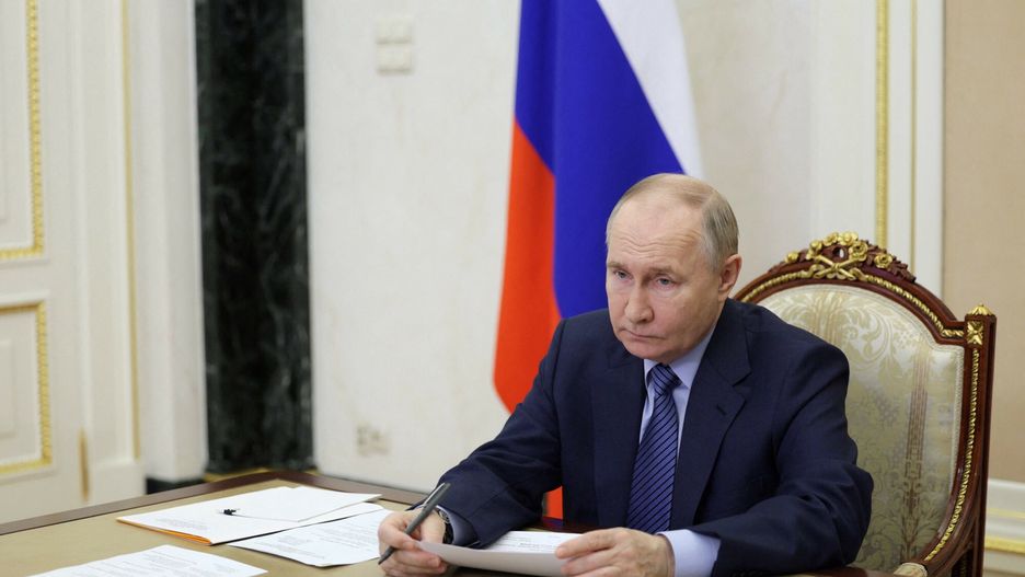 Temporary
This pool photograph distributed by Russian state owned agency Sputnik on April 24, 2024, shows Russia's President Vladimir Putin chairing a meeting with officials addressing the flooding in Orenburg, Kurgan and Tyumen regions via videoconference in Moscow. (Photo by Gavriil GRIGOROV / POOL / AFP) / ** Editor's note : this image is distributed by Russian state owned agency Sputnik **
GAVRIIL GRIGOROV