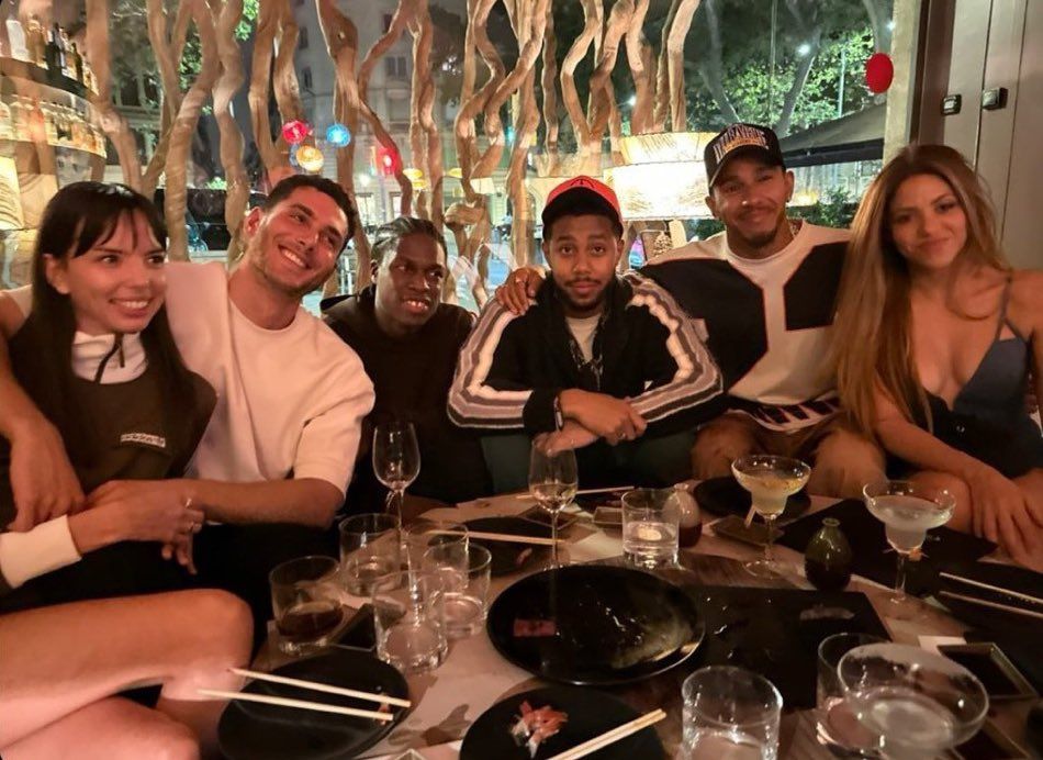 Shakira i Lewis Hamilton uchwyceni na wspólnym zdjęciu