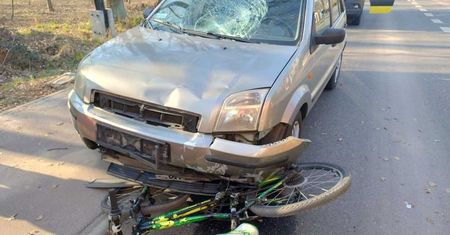 11-letni chłopiec ciężko ranny w wypadku. Wjechał rowerem pod samochód