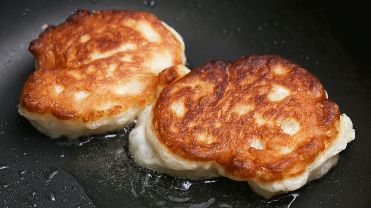 Jak zrobić racuchy drożdżowe?