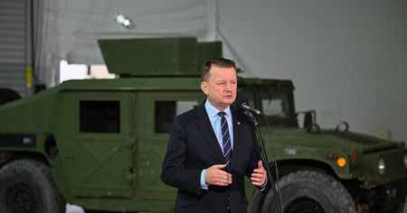 Błaszczak przestrzega. Mówi o "wyimaginowanej armii europejskiej"