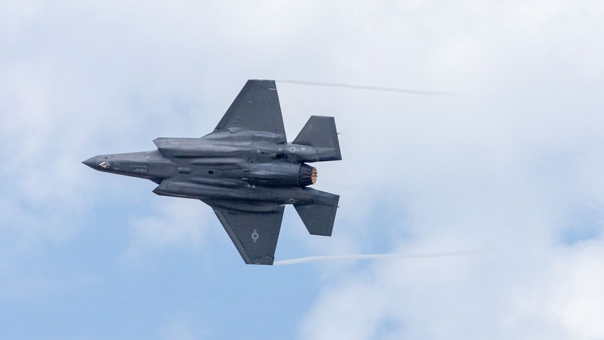 WICHITA, KANSAS - AUGUST 24: Captain Melanie "Mach" Kluesner, Commander, F-35A Lightning II Demonstration Team, 388th Fighter Wing performs during an air show at McConnell Air Force Base on August 24, 2024 in Wichita, Kansas. (Photo by Gary Miller/Getty Images)