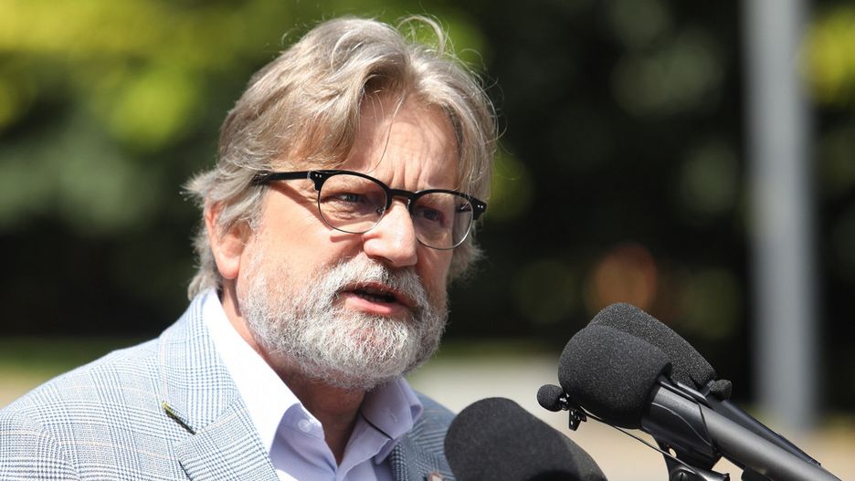 Koronawirus w Polsce. Nowy Sącz. Szef GIS Jarosław Pinkas komentuje przeciążenie pracowników sanepidu 