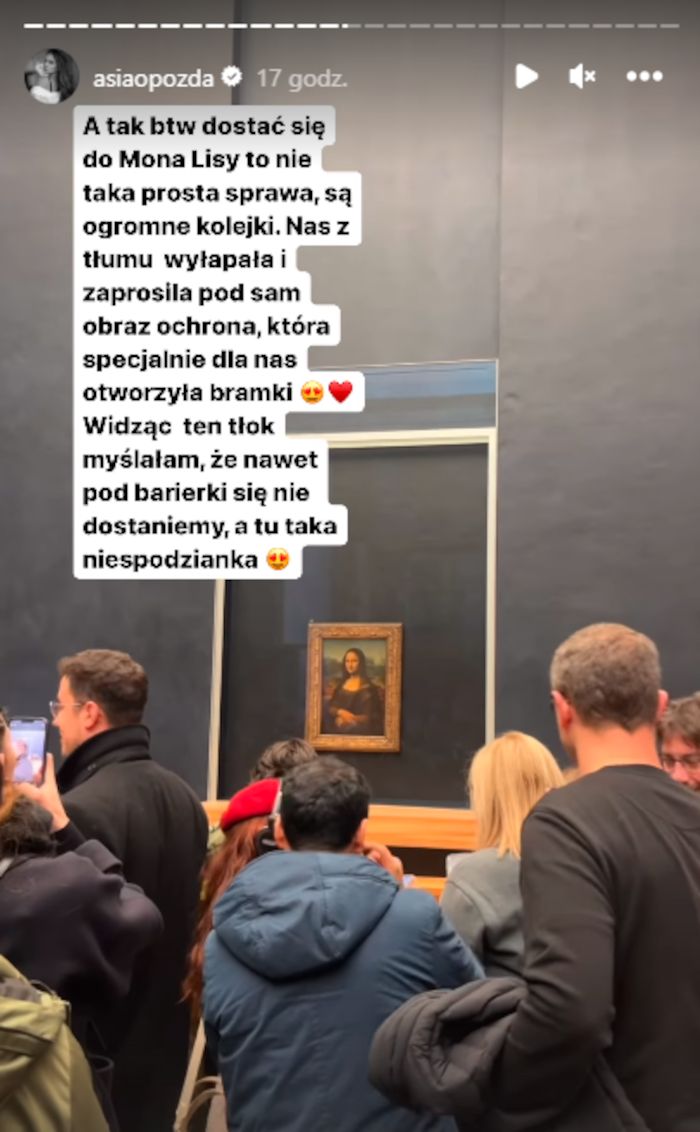 Joanna Opozda i mały Vincent zwiedzają muzeum w Luwrze