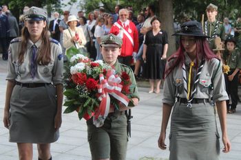 Bełchatów: Pamiętamy o bohaterach Powstania Warszawskiego