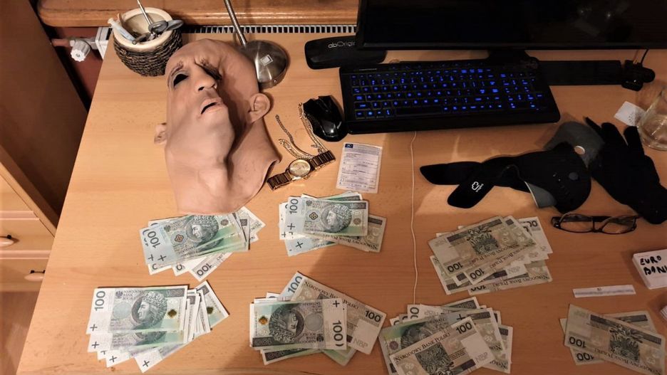 Śląsk. Policja rozbiła grupę cyberprzestępców. 28 osób zostało aresztowanych.