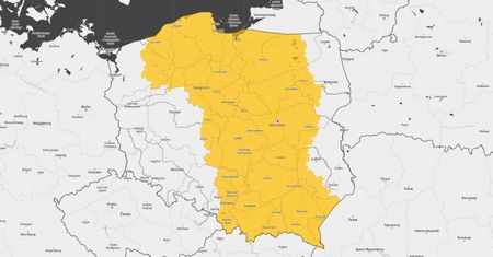 Kierowco, uważaj na drodze! IMGW ostrzega. Chodzi o większość województw