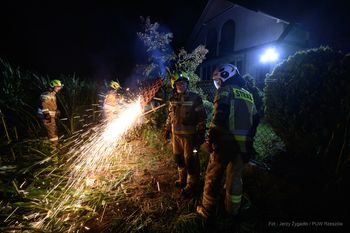 Strażacy w pełnej gotowości. Ponad tysiąc interwencji po burzach