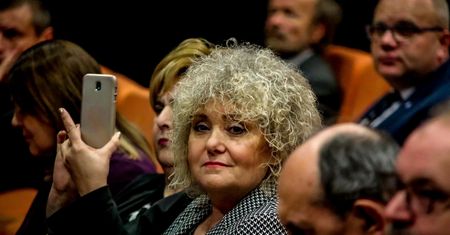 Mąż senator z PiS został zaszczepiony poza kolejnością