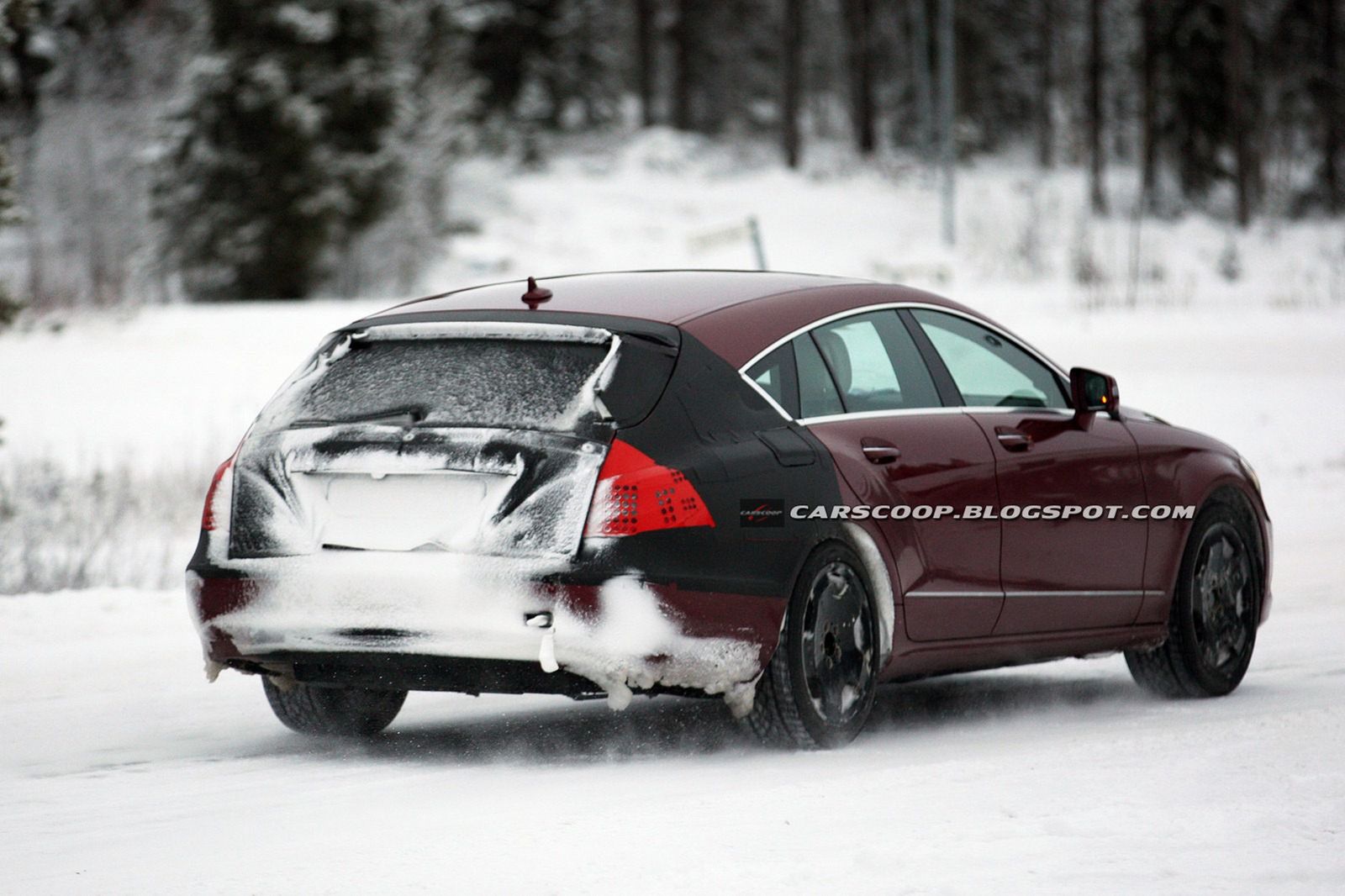 Mercedes CLS Shooting Break (źródło: Carscoop)