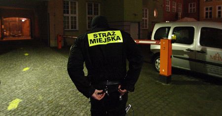 Straż miejska szuka pracowników. Ile można zarobić?
