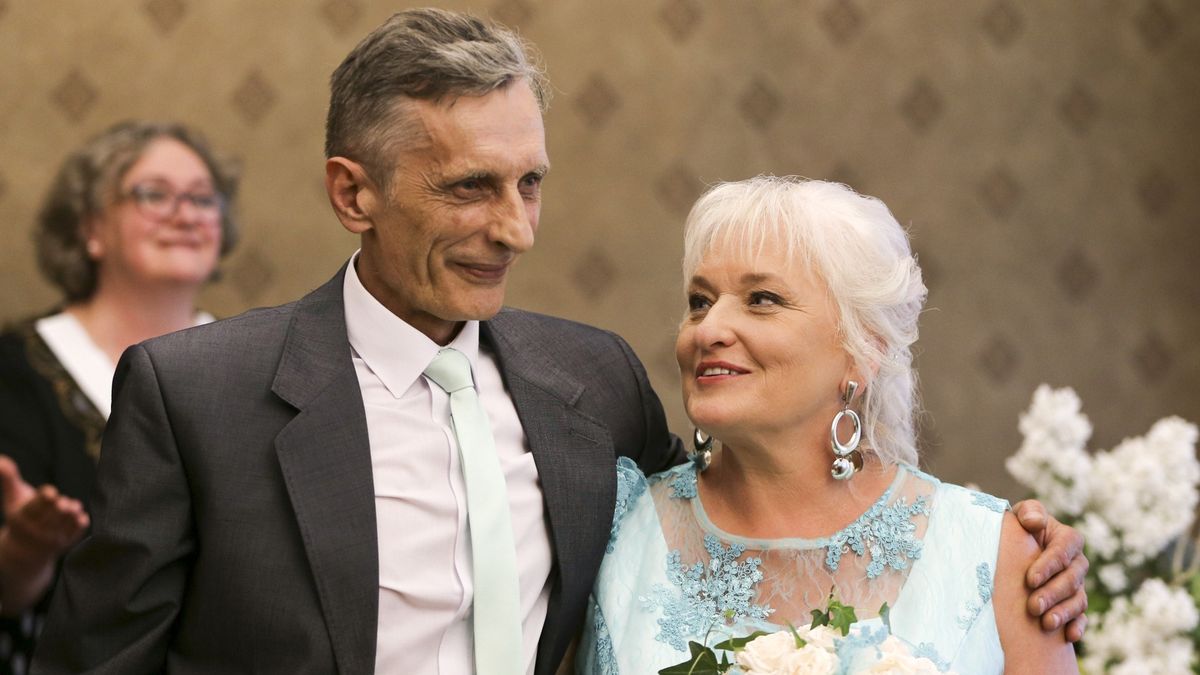 Adam Siewierski w dniu ślubu z  Martą