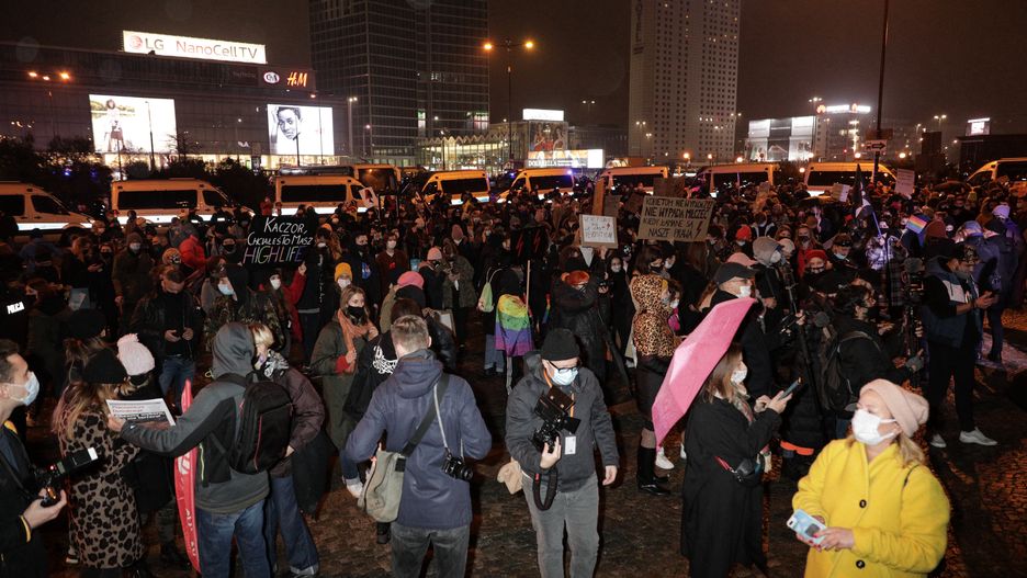 Strajk kobiet w Warszawie. Policja zatrzymała dwie osoby
