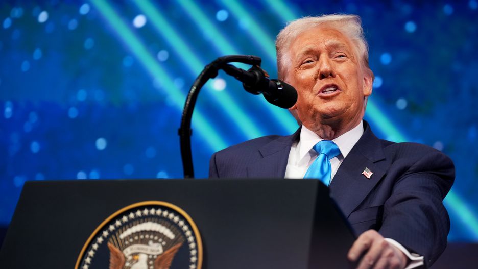 GYEONGJU, SOUTH KOREA - OCTOBER 29: U.S. President Donald Trump delivers remarks during the APEC CEOs Luncheon at the Gyeongju Arts Center on October 29, 2025 in Gyeongju, South Korea. Trump is in South Korea for the APEC meetings, following an appearance at the ASEAN summit in Malaysia, and a trip to Japan, where he called on Japanese Emperor Naruhito and new Prime Minister Sanae Takaichi. (Photo by Andrew Harnik/Getty Images)