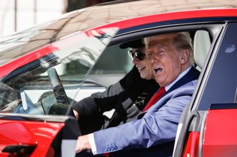 Tesla apeluje do Trumpa ws. emisji gazów cieplarnianych