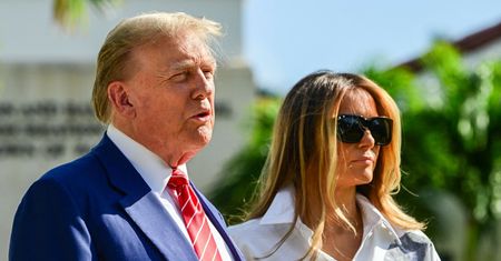 Nawet z nim nie sypia. Oto jak wygląda życie intymne Trumpów