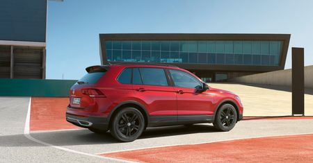 Tiguan ma nową wersję Urban Sport, ale więcej tu czerni niż "sportu"