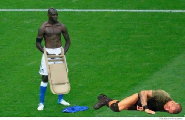 Mario Balotelli. Najbardziej charakterystyczny piłkarz Euro 2012 podbija Internet 9