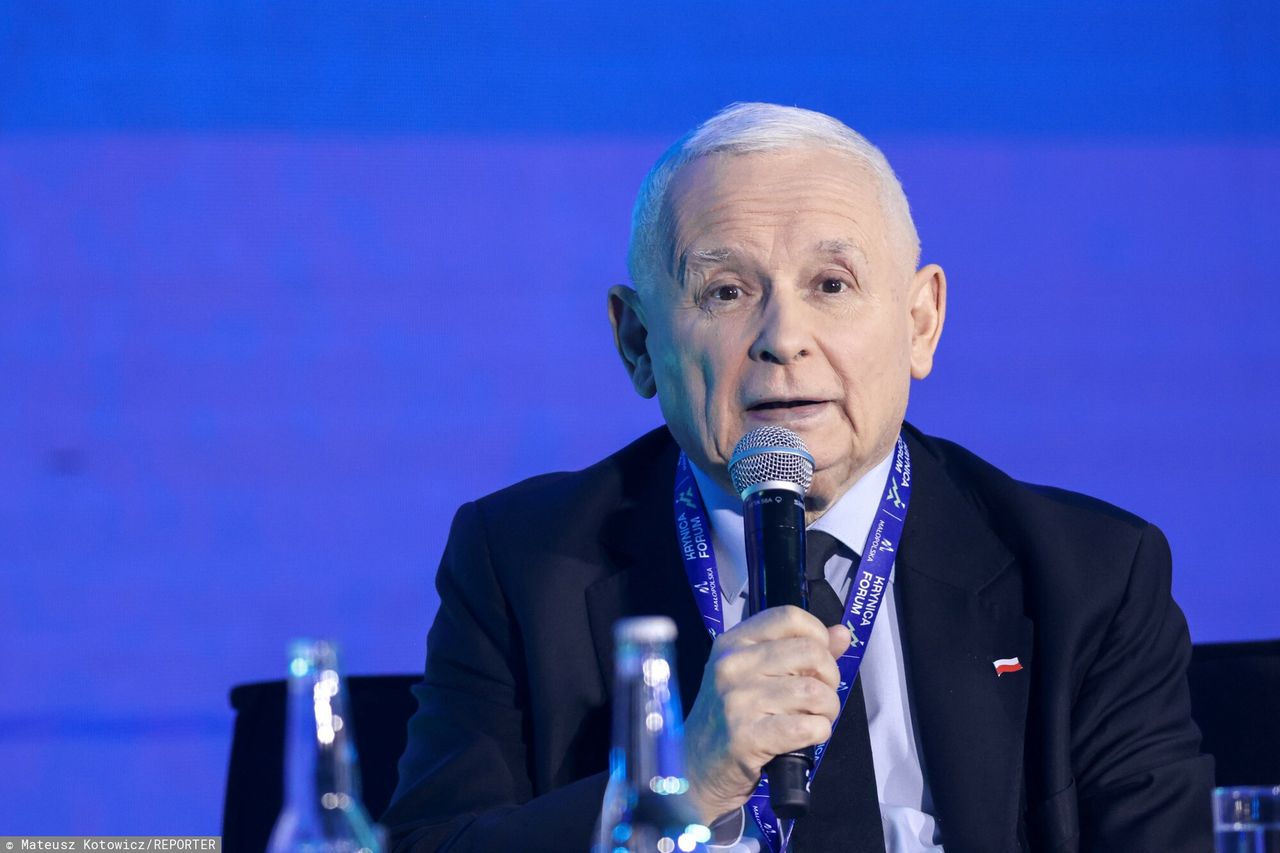 "Spłacanie politycznych długów". Kaczyński atakuje po decyzjach sądów