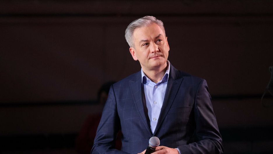 Mocny wpis Roberta Biedronia. Na grafice Jarosław Kaczyński
