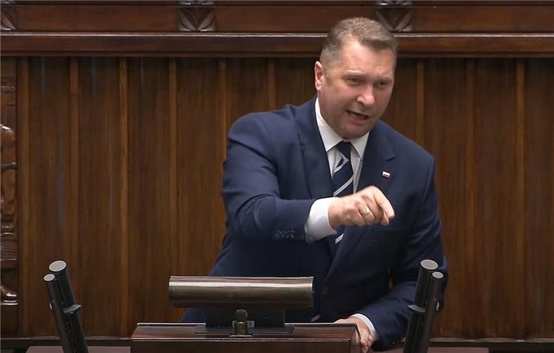 Krzyki w Sejmie. Czarnek się nie hamował. Odpowiedział posłance KO