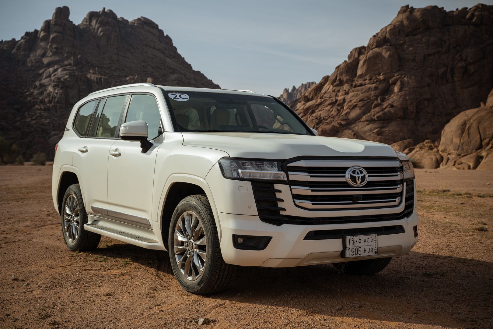 Toyota Land Cruiser 300