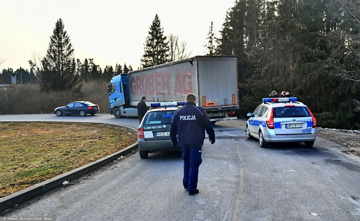 Zdjęcie ilustracyjne. Chyżne, 23.02.2021. Czynne przejście graniczne Polska - Słowacja / Chyżne - Trstena. 