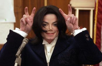 Winny czy niewinny? Netfliks próbuje wydać werdykt na Michaelu Jacksonie