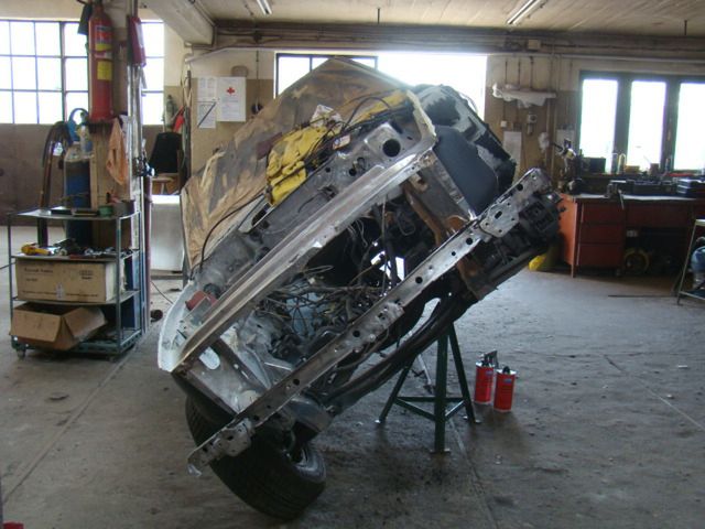 Mercedes 107