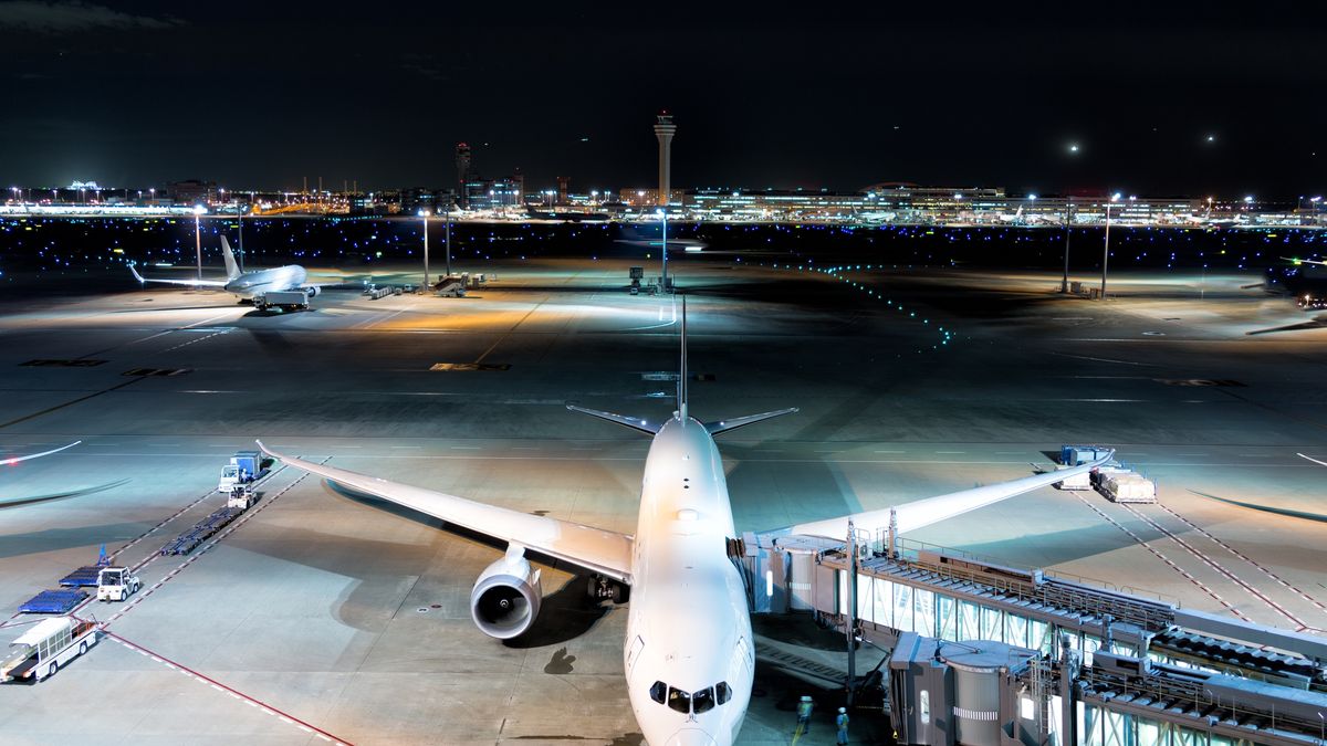 Polski samolot musiał lądować awaryjnie w Niemczech. Zdj. ilustracyjne 