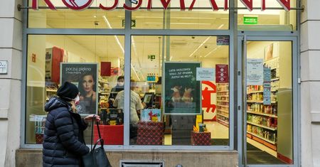 Testy na koronawirusa w Rossmannie i Aldi. Jaka cena i skuteczność?
