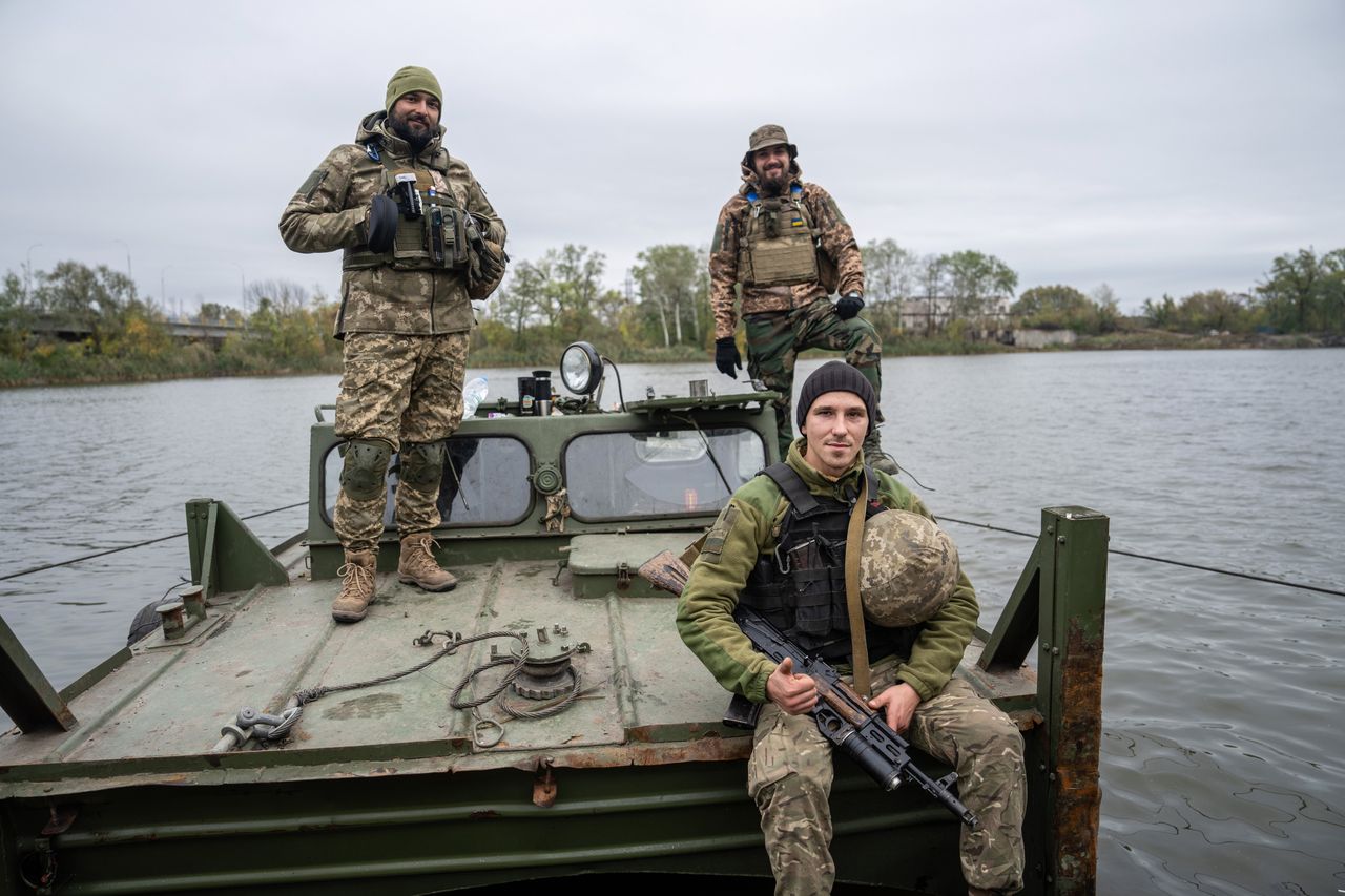 Ukrainian marine infantry soldiers 