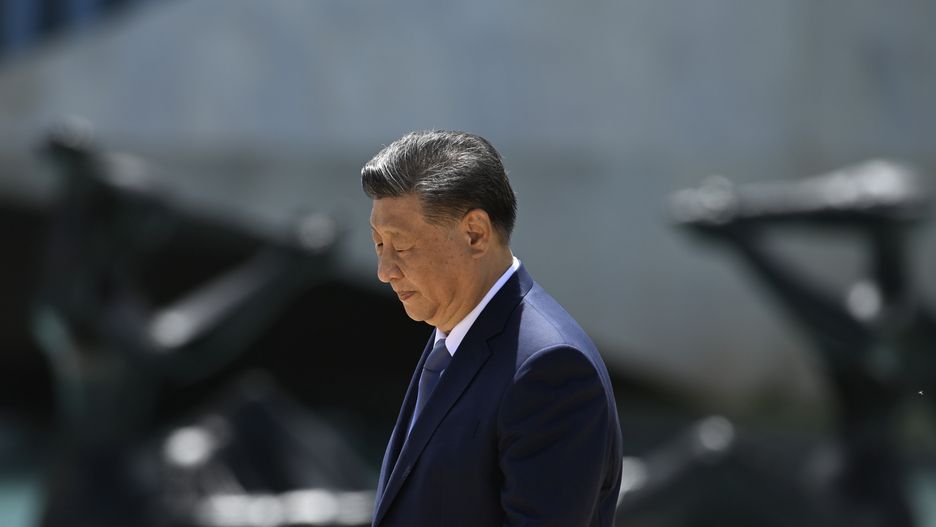 BRASILIA, BRAZIL - NOVEMBER 20: President of Brazil Luiz Inacio Lula da Silva (not seen) welcomes President of China Xi Jinping with official ceremony at the Alvorada Palace in Brasilia, Brazil on November 20, 2024. (Photo by Mateus Bonomi/Anadolu via Getty Images)