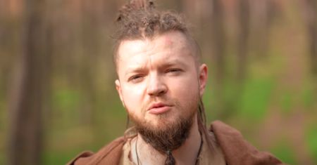Sylwester Wardęga KOŃCZY karierę w internecie?! Opublikował zaskakujące nagranie: "Nadszedł czas, żeby ODEJŚĆ W CIEŃ" (WIDEO)