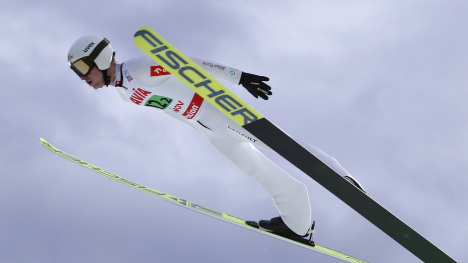 Tomasz Pilch of Poland in action during the men's FIS Ski Jumping World Cup event in Rasnov, Romania, 19 February 2023. EPA/Robert Ghement Dostawca: PAP/EPA.