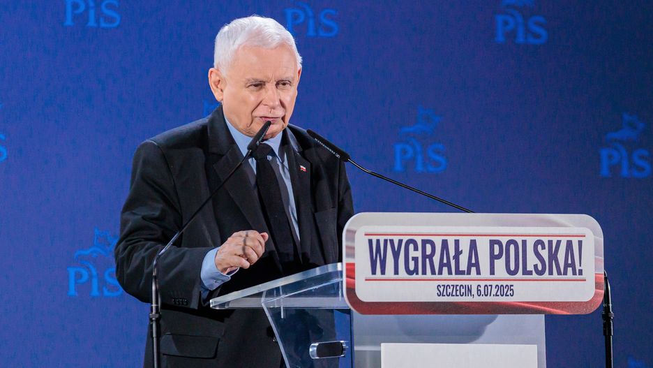 Jaros�aw Kaczy�ski
Szczecin, 06.07.2025. Prezes PiS Jaros�aw Kaczy�ski podczas spotkania ph. "Wygra�a Polska" w Szczeci�skim Centrum Kultury Nowa Dekadencja, 6 bm. (amb) PAP/Jerzy Muszy�ski
Jerzy Muszy�ski
otwarte, polityk, polityk polityka, polityka, spotkanie, Wygra�a Polska, spotkanie spotkania, w szczecinie