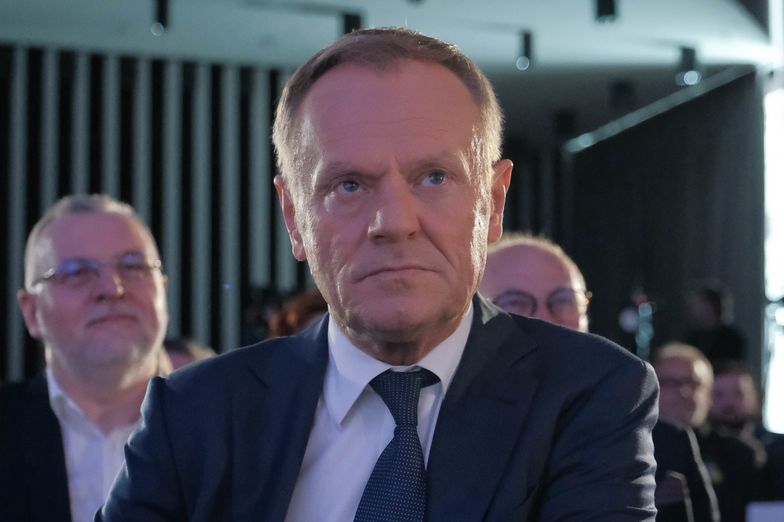 Donald Tusk proponuje podwyżki dla budżetówki. "Są w szczególnie trudnej sytuacji"