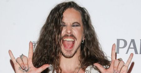 Michał Szpak o "wielkiej, namiętnej i burzliwej" miłości. Zdradza, czy jest zakochany